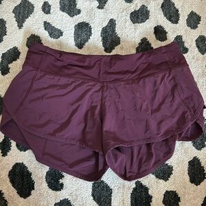 Lululemon speed up short shorts